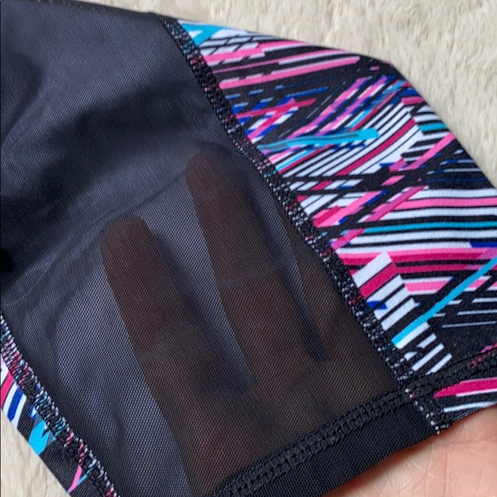 Fabletics Capris - image 4